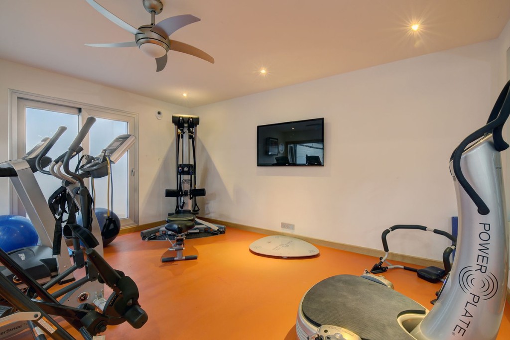 29-7c2f312881aea9bbe9ddaeb9640e2c9a