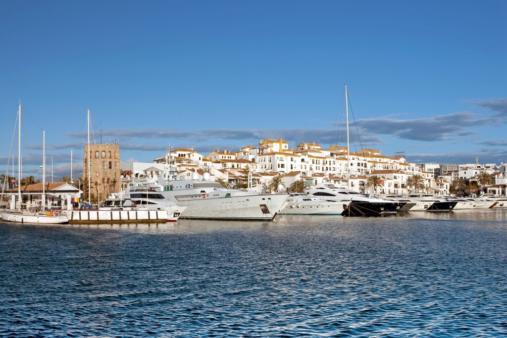 Puerto banus 1_inPixio