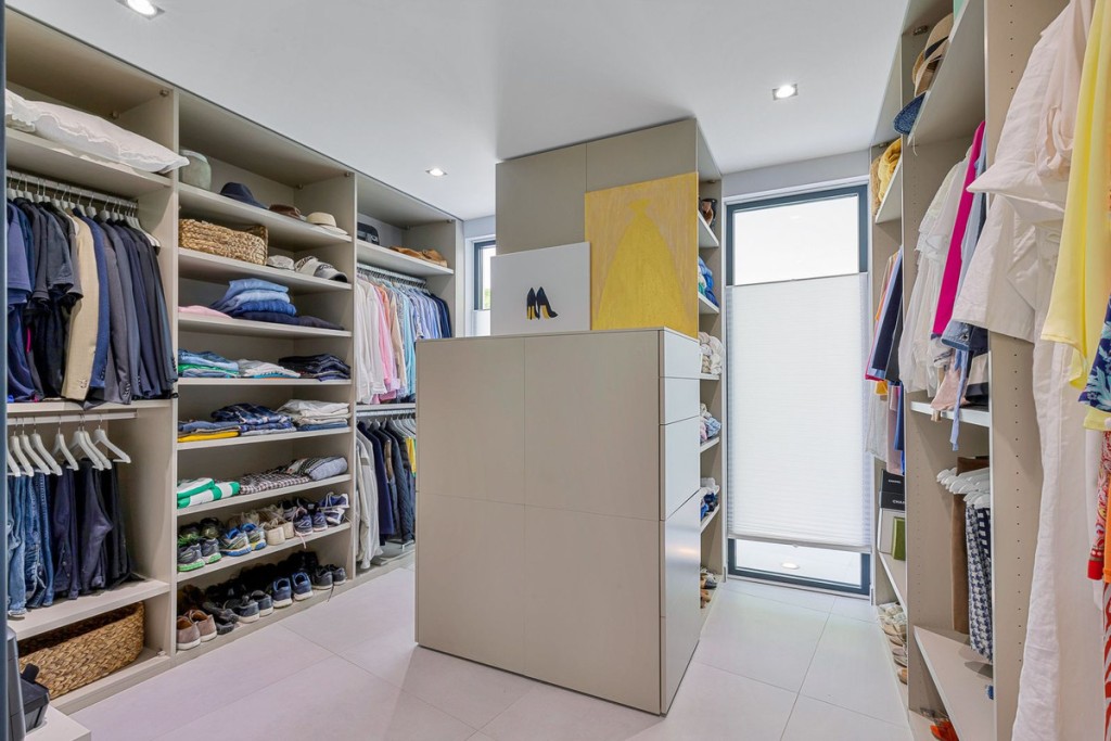 13-5fd73dea700db77384c091ca9818b1a9