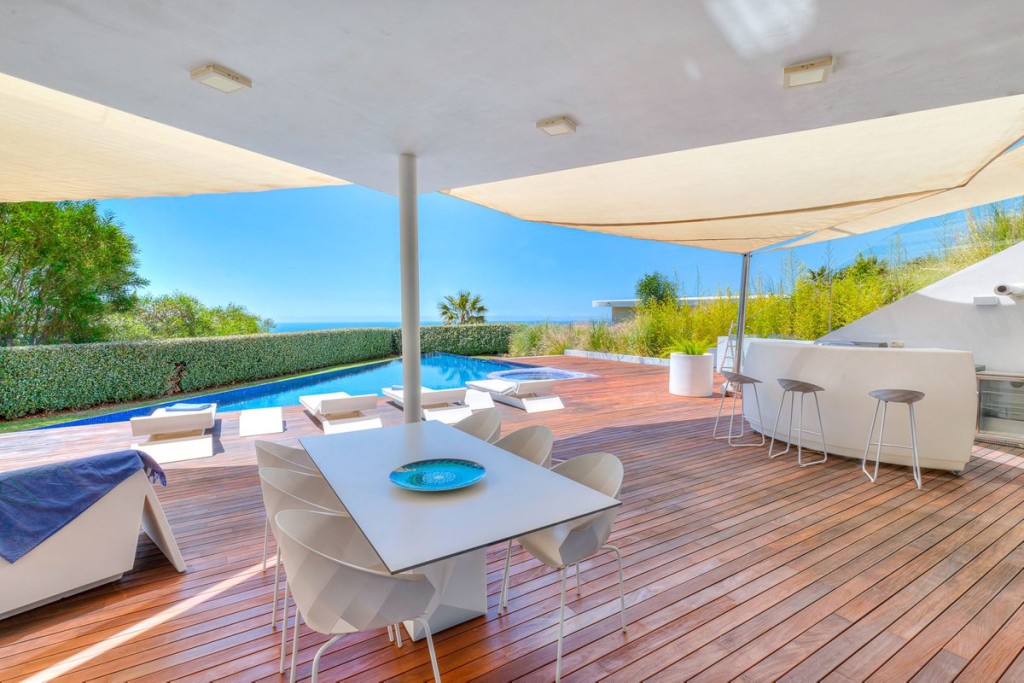 22-bcf8e6250e0bab365f900a8ac31ac040