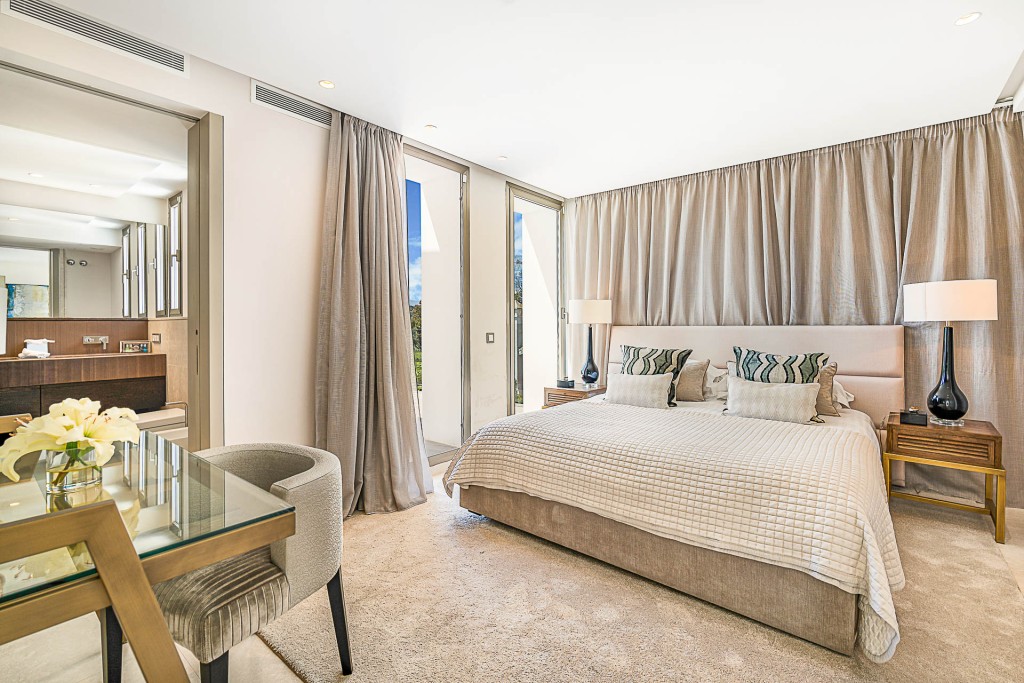 Golden Mile Marbella new build villa-14