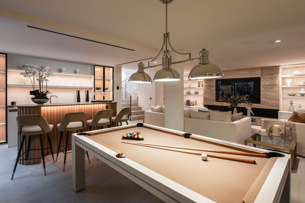 Nueva Andalucia refurbished luxury villa (10)