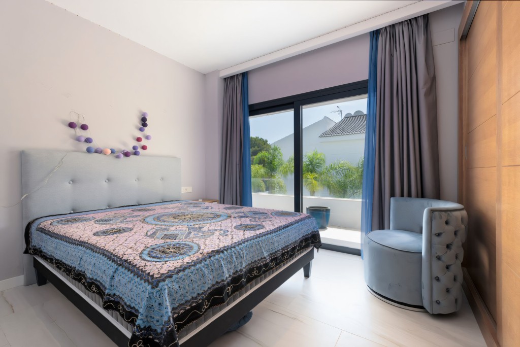 Nueva Andalucia Villa near Puerto Banus (11)