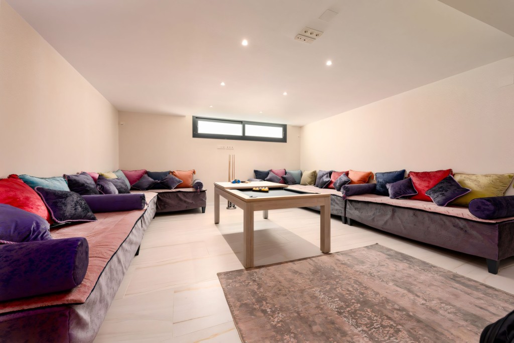 Nueva Andalucia Villa near Puerto Banus (23)