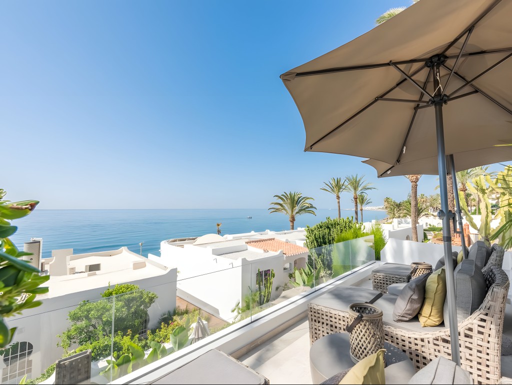 Oasis Club, Golden Mile Marbella (1)