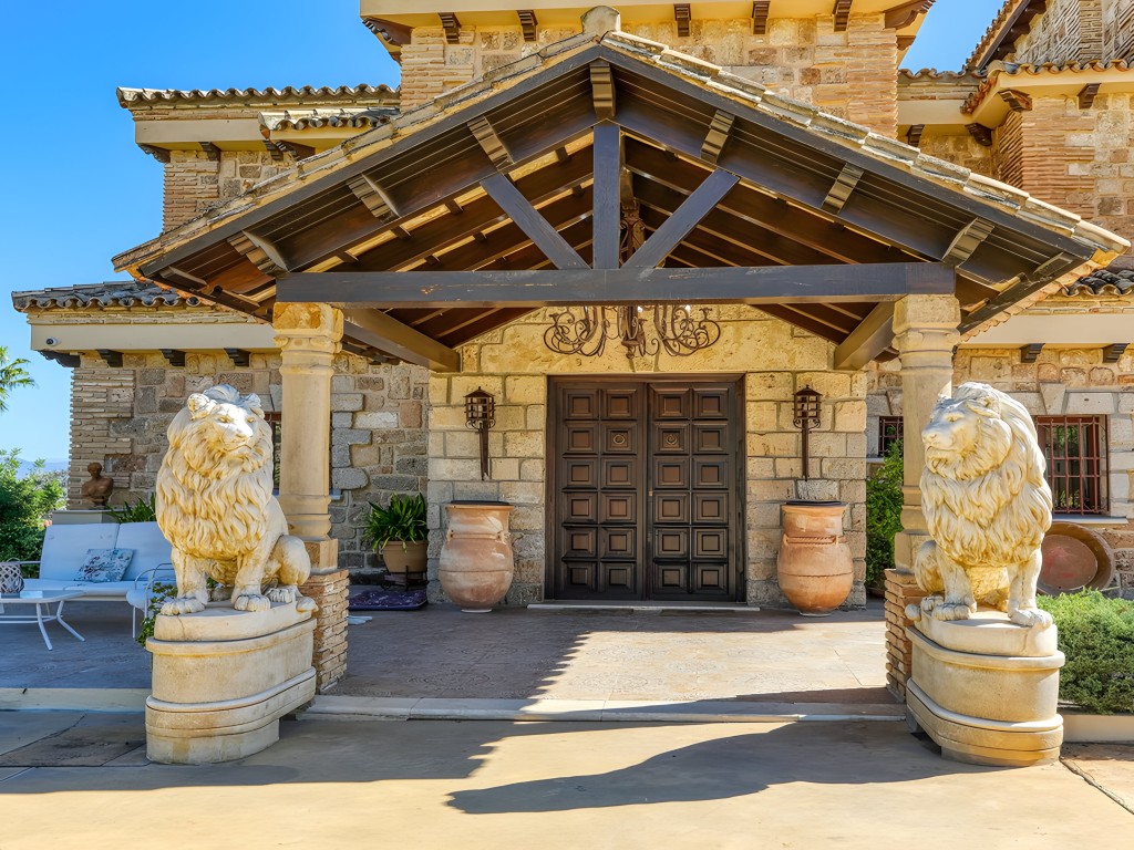 Country Mansion Alhauring de La Torre (8)