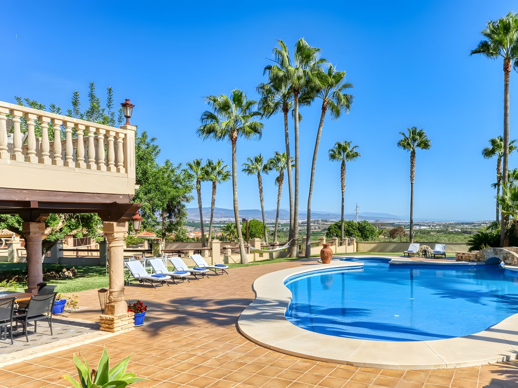 Country Mansion Alhauring de La Torre (41)