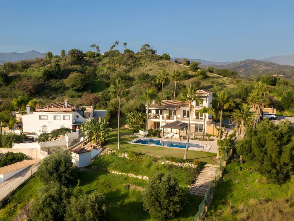 Estepona countrry villa (1)