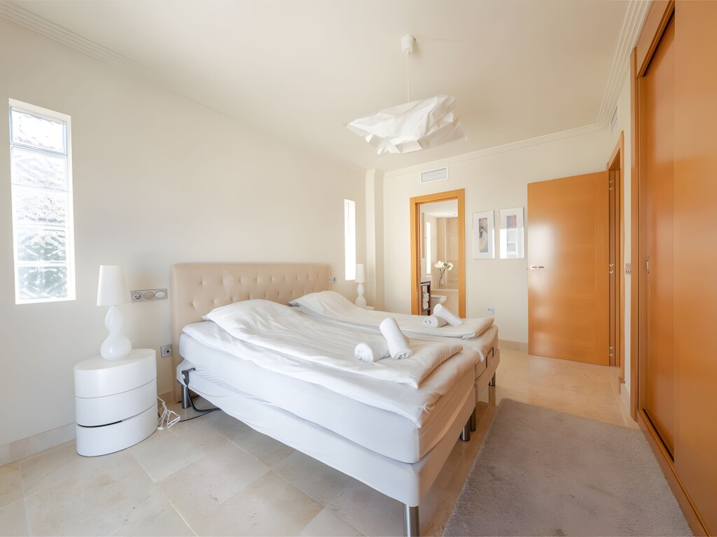 3 bedroom penthouse in Acosta, Los Famingos (14)