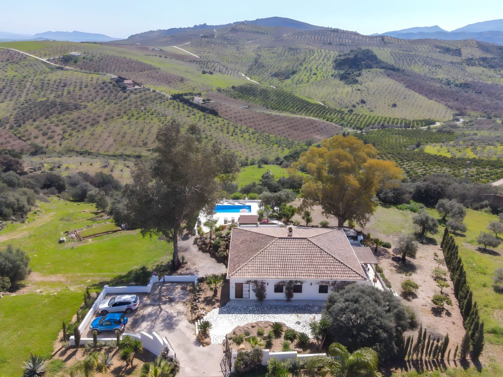 Alozaina country house (3)