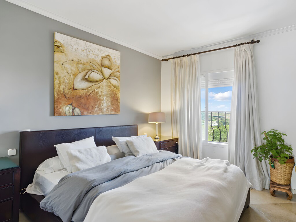 Pinos de Aloha penthouse for sale (22)