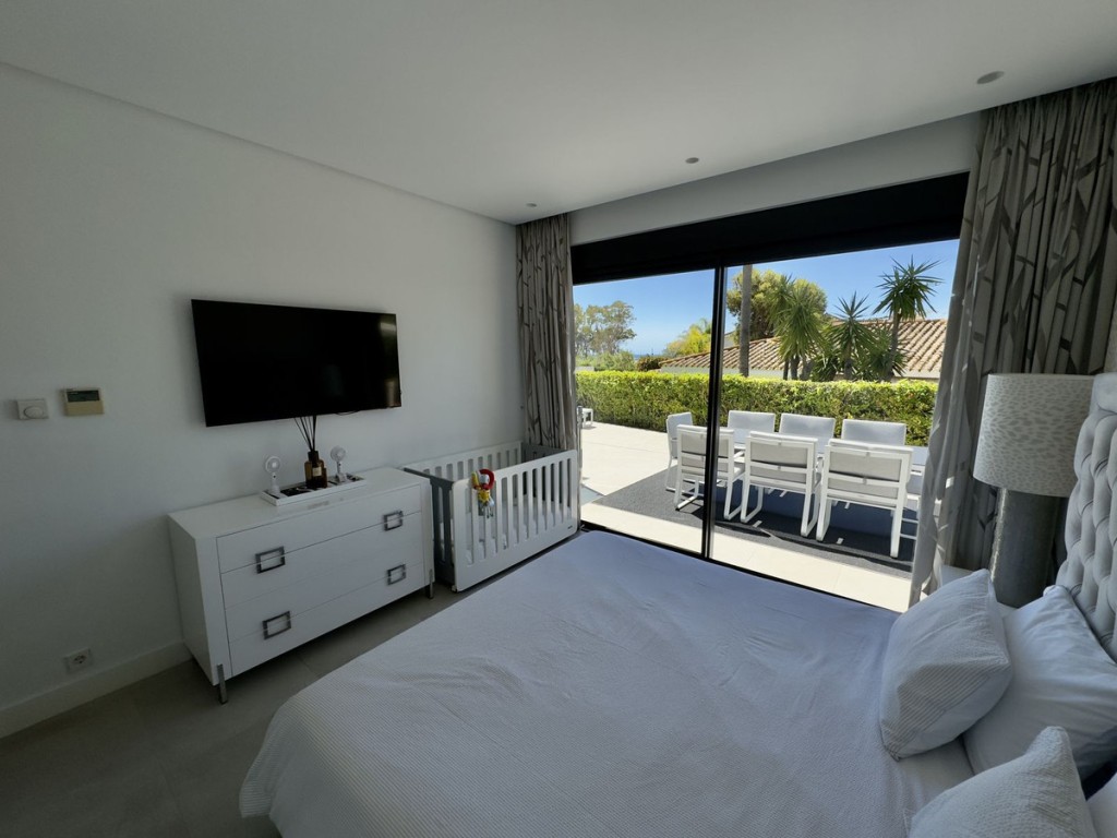 Los Monteros 4 bedroom villa for sale (30)