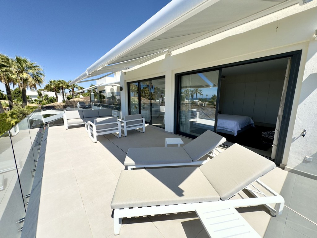 Los Monteros 4 bedroom villa for sale (42)