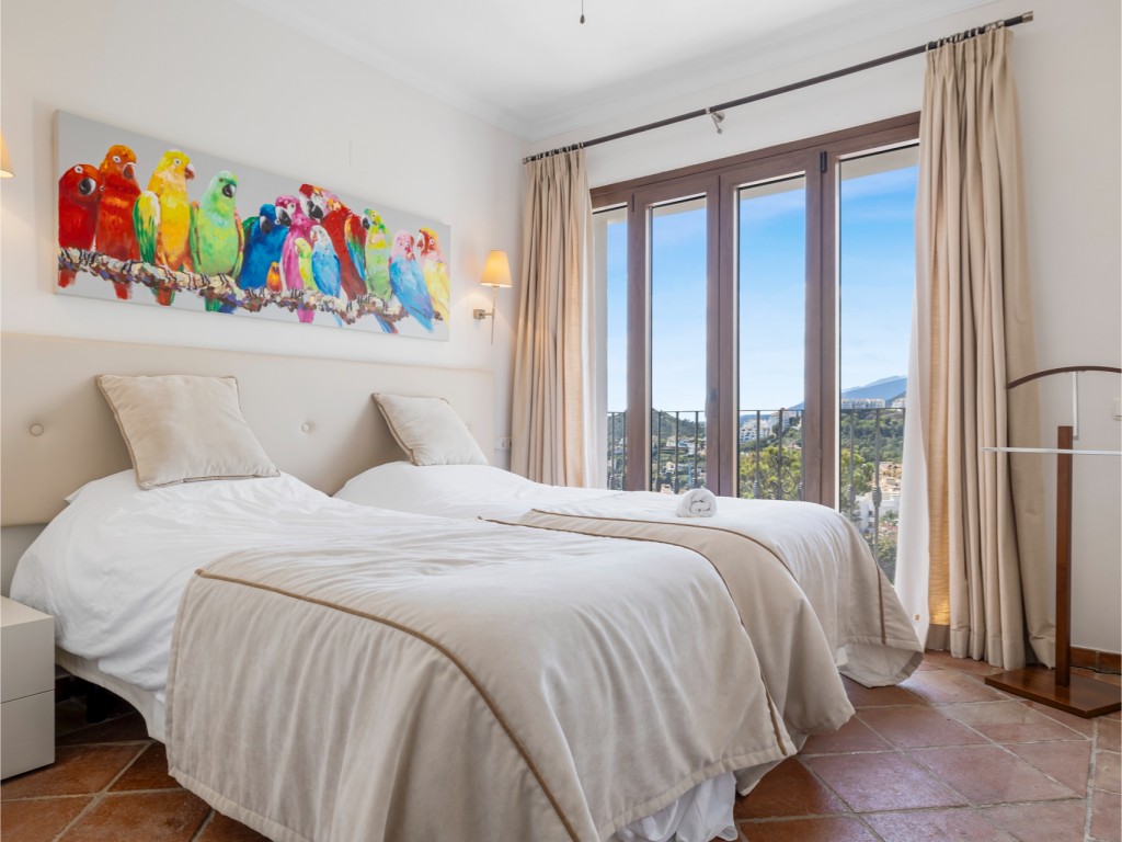 La Perla de La Heredia 5 bedroom house (26)