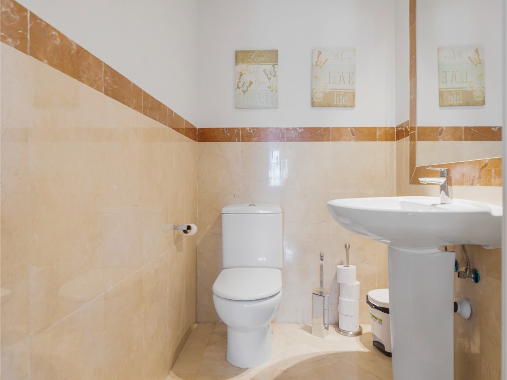 La Perla de La Heredia 5 bedroom house (17)