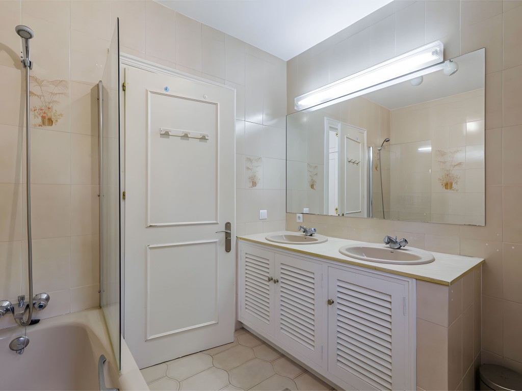 El Paraiso Alto villa for sale (19)