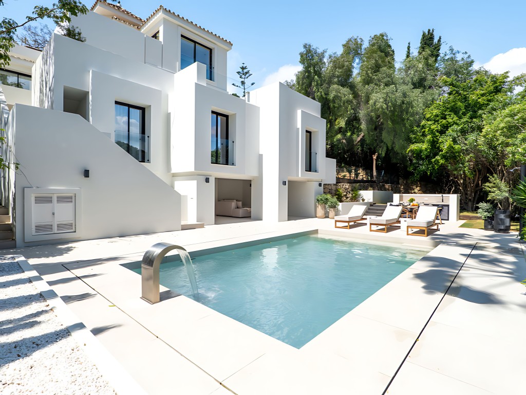 Los Naranjos Hill Club, renovated villa for sale (3)