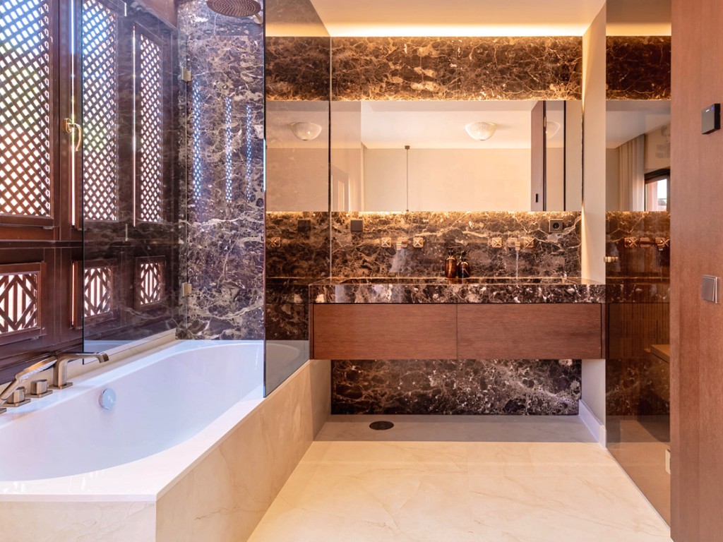 18-cc72f169493c096e712837ff5d8b6e41