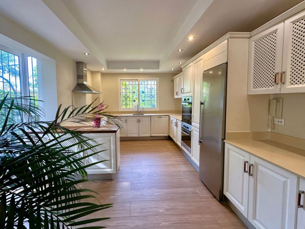 Guadalmina Alta Villa (1)