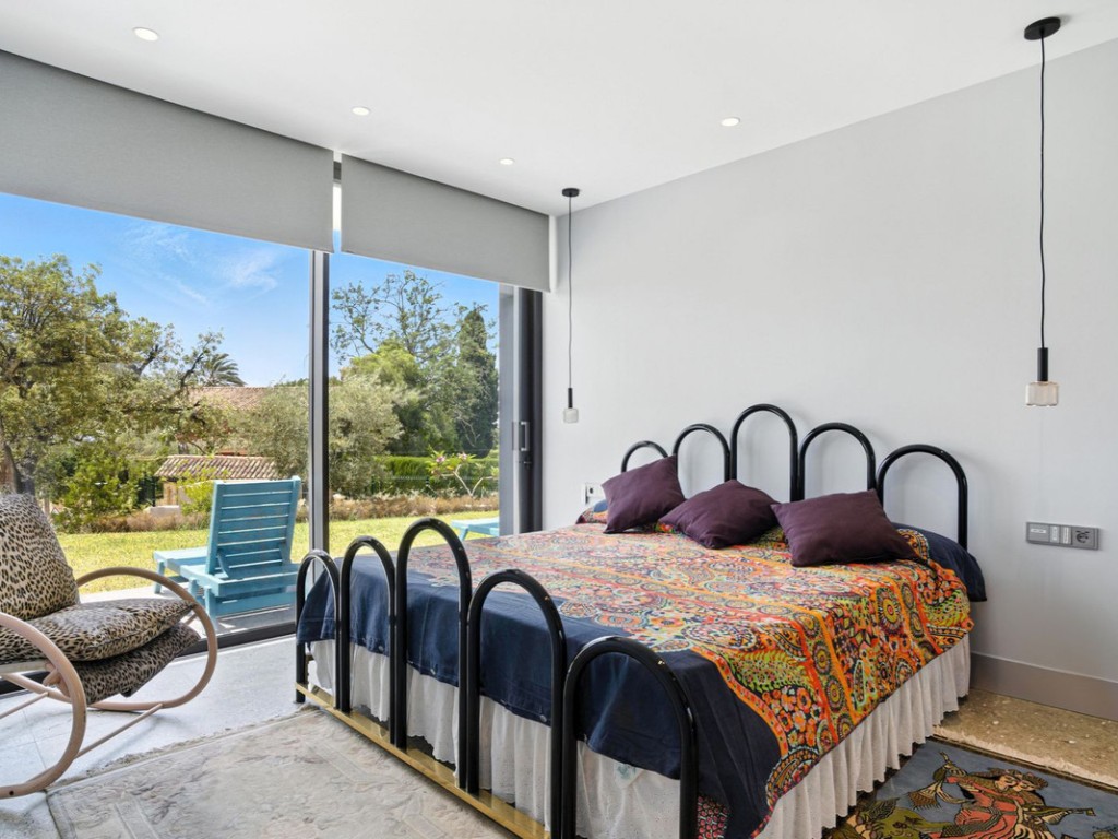 Luxury Elviria Villa (24)