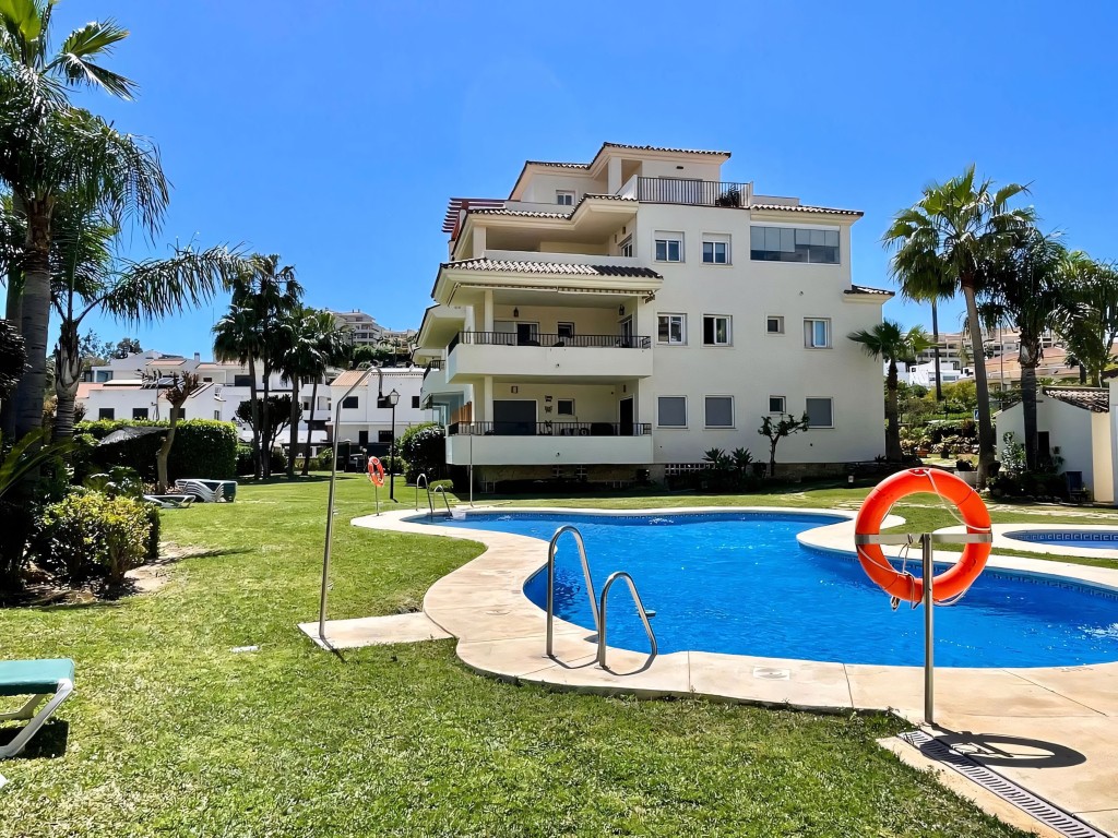 La Cala Hills 3 bedroom penthouse (1)