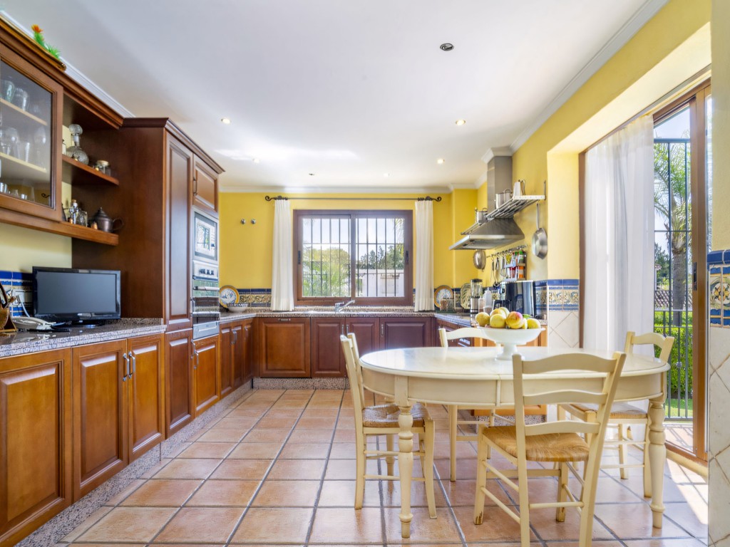 Guadalmina family villa (15)