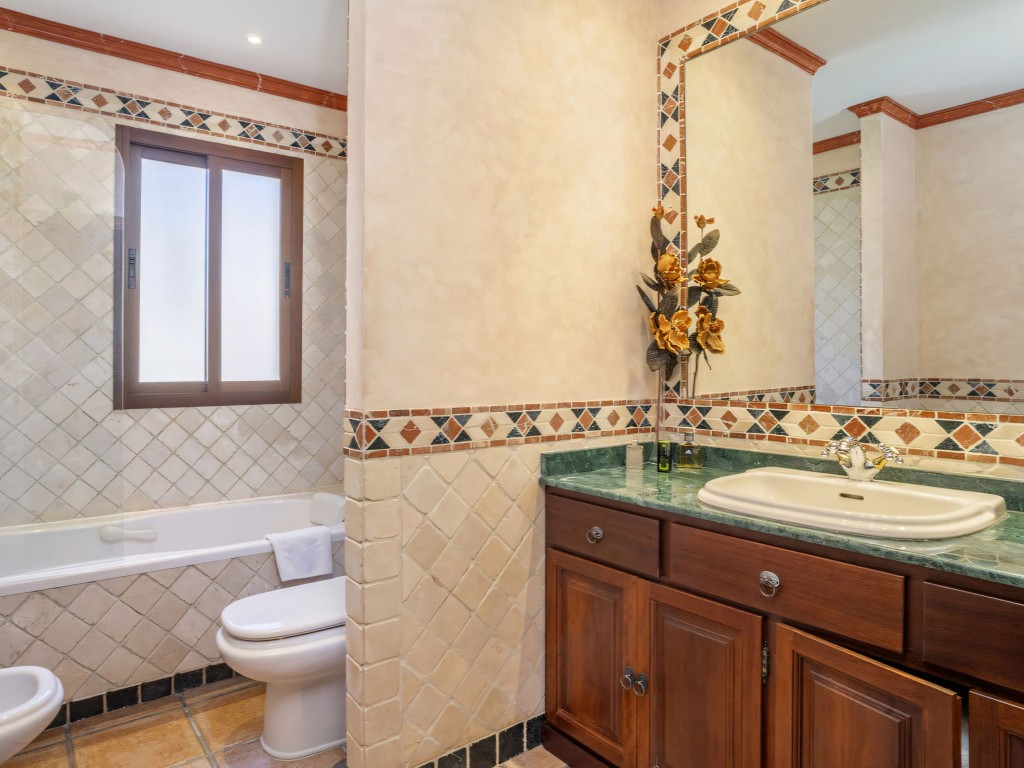 Guadalmina family villa (21)