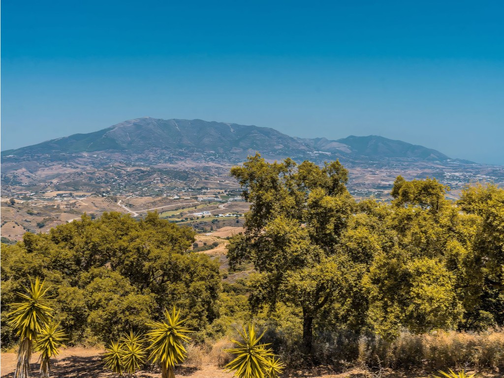 La Mairena coastal views (3)