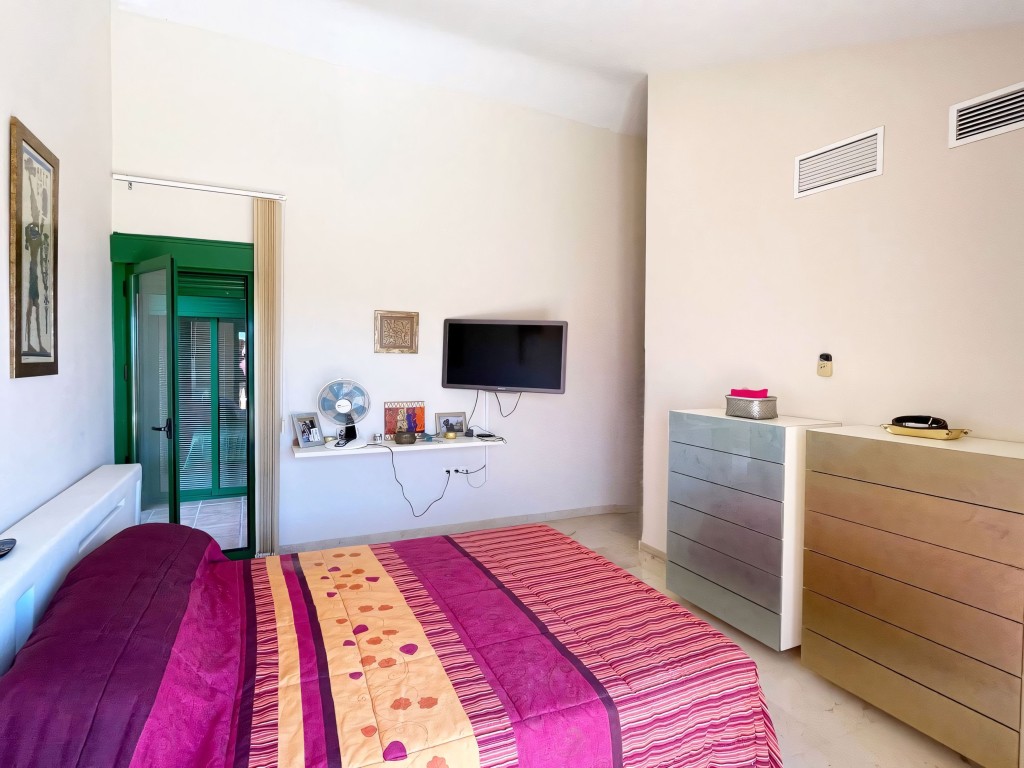 Torreblanca 4 bedroom apartment (9)