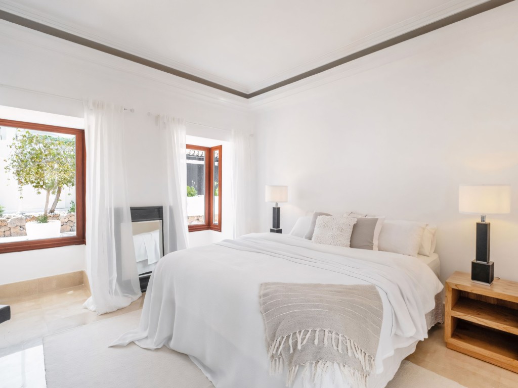 Aloha Villa Nueva Andalucia (28)