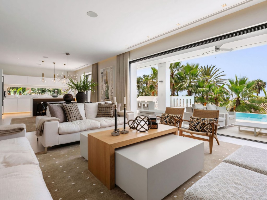 Nagueles Luxury Villa (13)