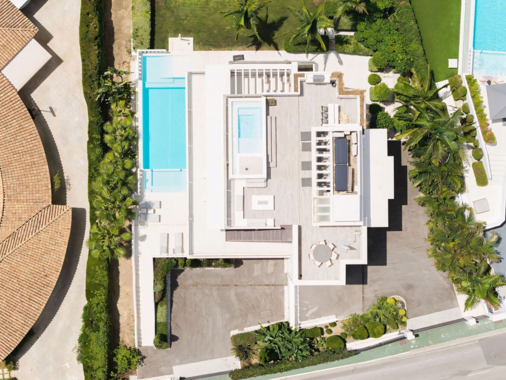 Nagueles Luxury Villa (8)