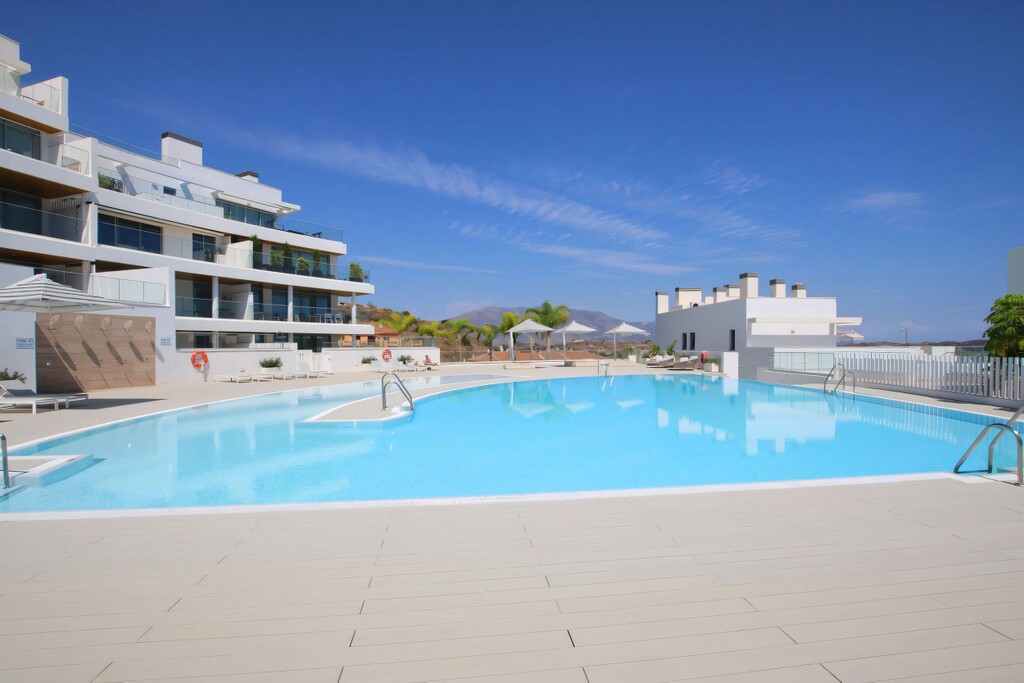 One Residences Community Calanova Golf (1)