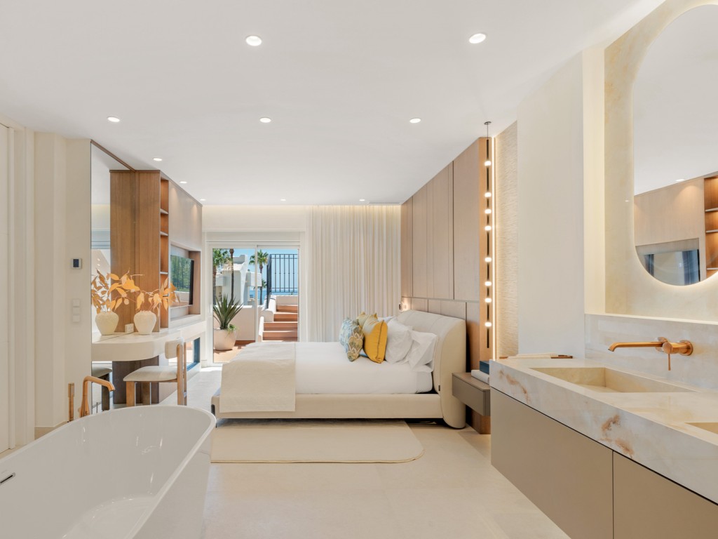 Bahina del Velerin Estepona (35)