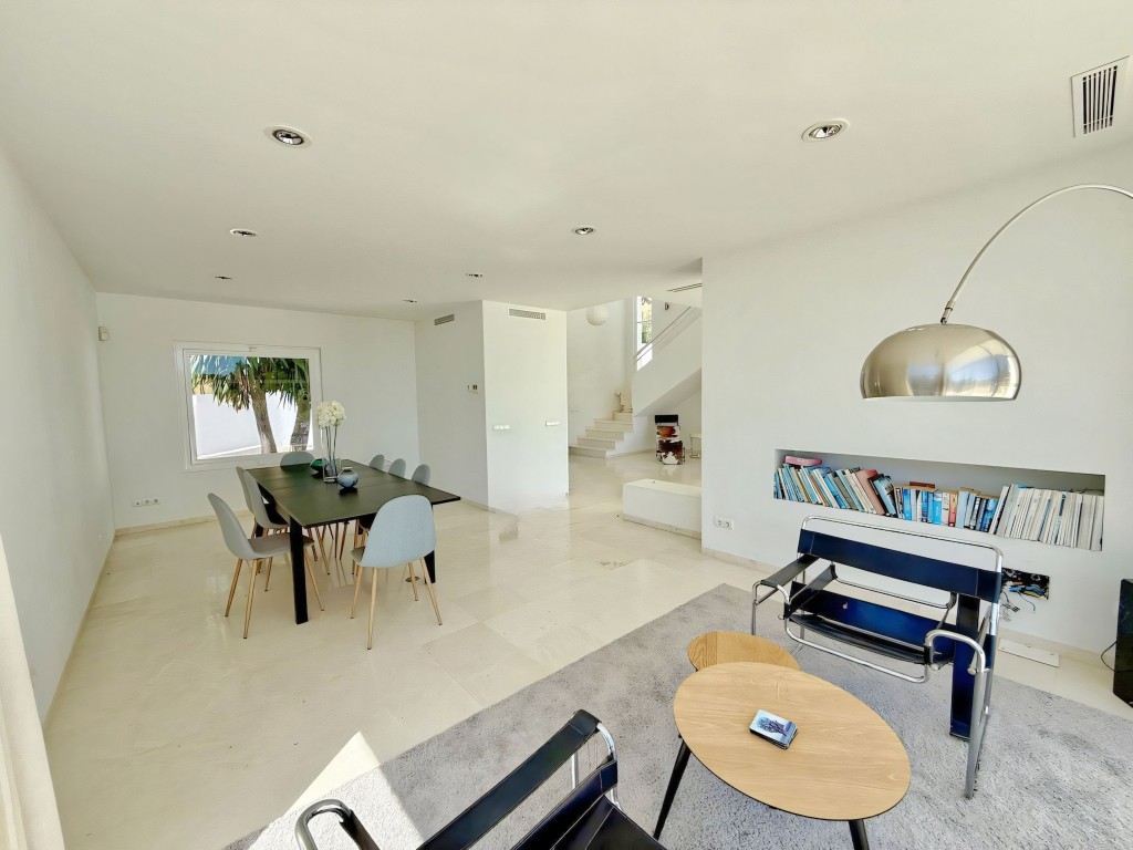 Villa for sale Valtocado Mijas (37)_inPixio