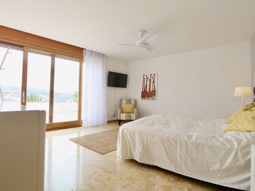 Alto de Los Monteros Penthouse (1)