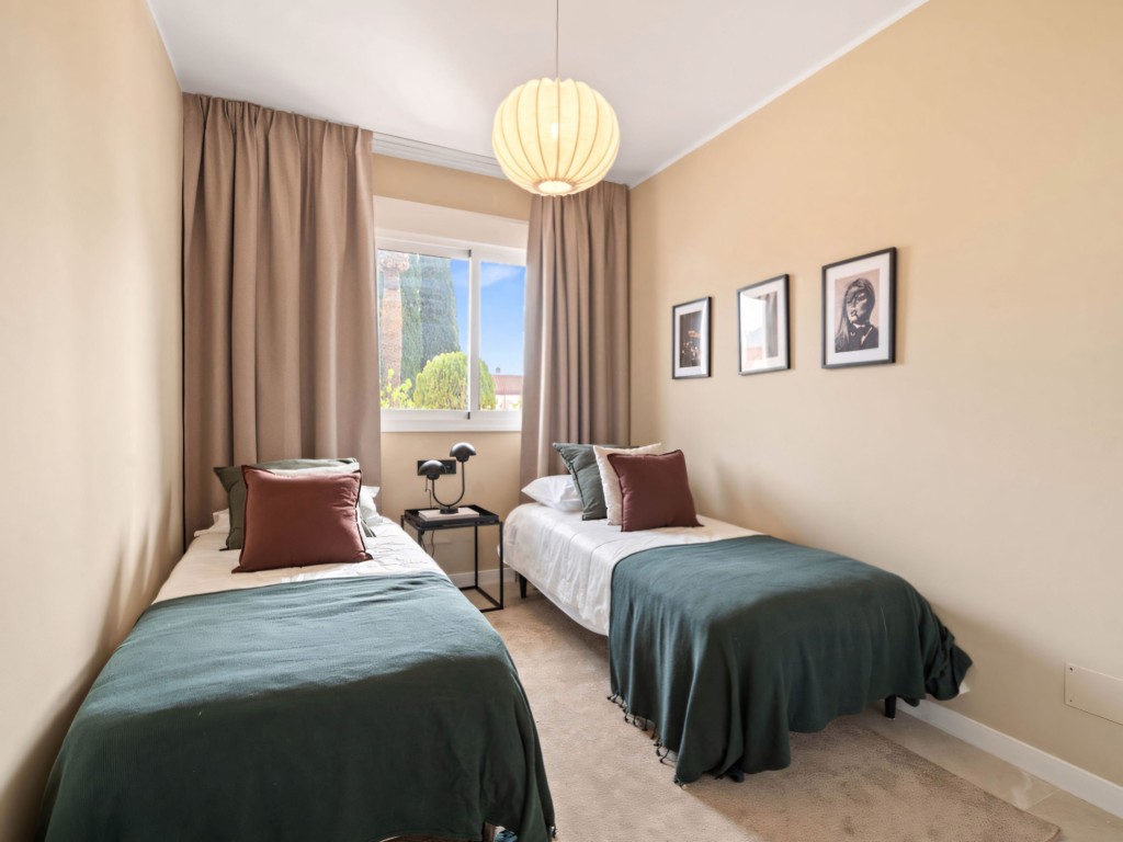 Jardines de Andalucia 4 bedrooms (9)