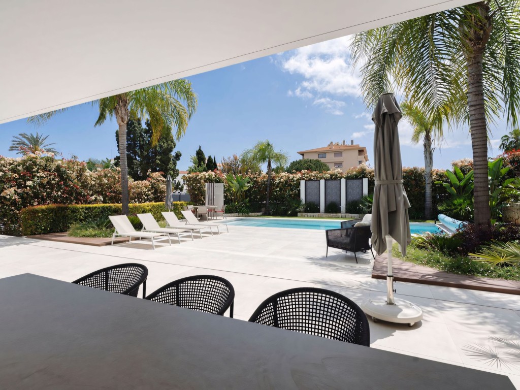 Nueva Andalucia luxury villa (24)