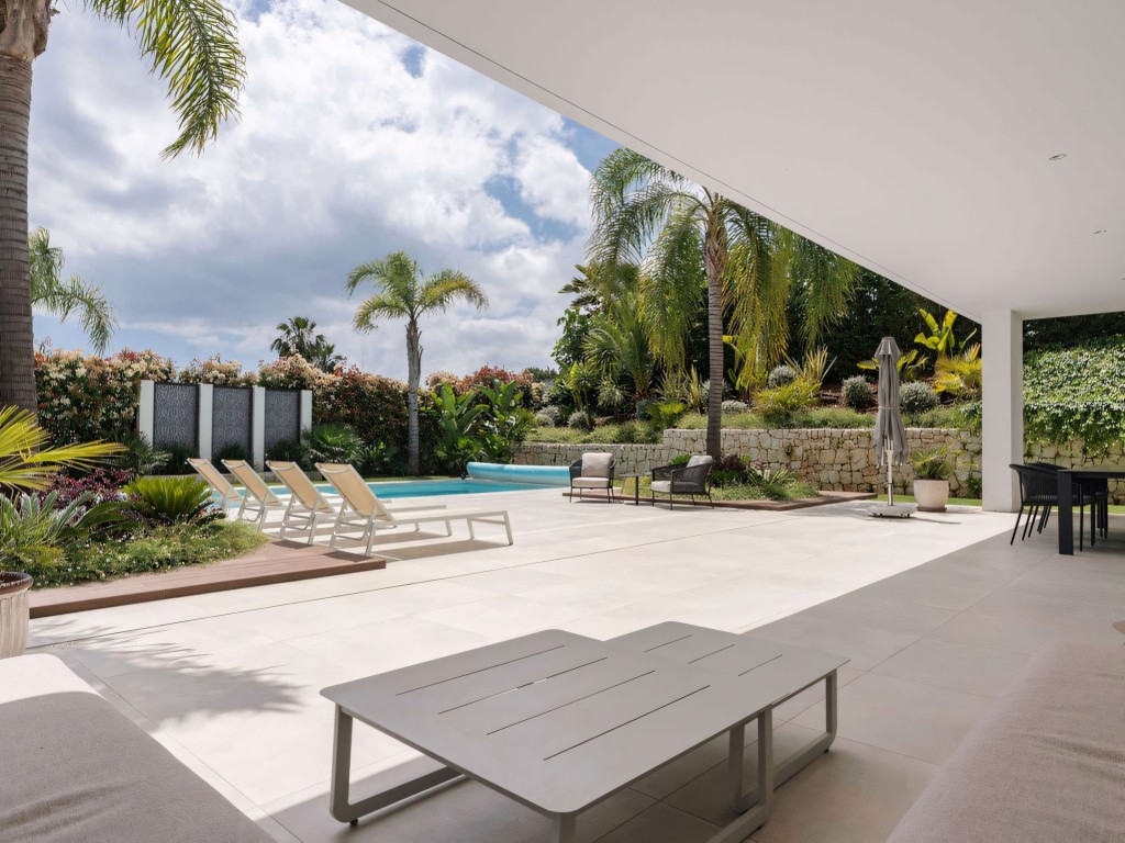 Nueva Andalucia luxury villa (25)