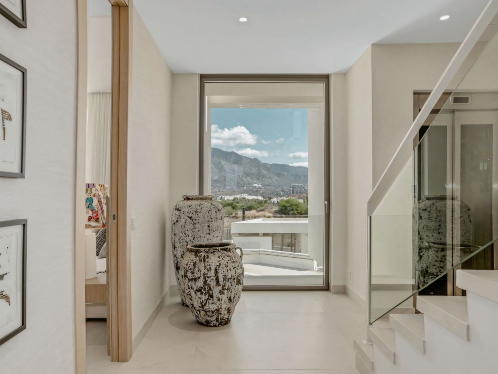 Celeste Nueva Andalucia (28)