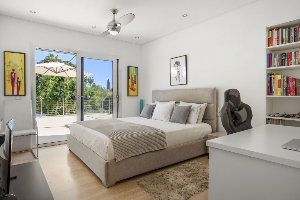 31-5e8b9eb86a2d455eeaf43a7bbf3ccd12