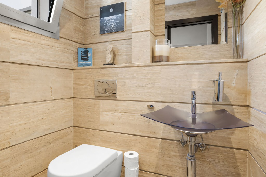 37-1d70d218e897435ff17cdff8e99bb5bf