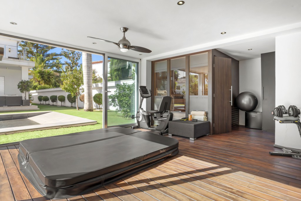 25-45e7a00e8ada30030040e20a35fbccfd