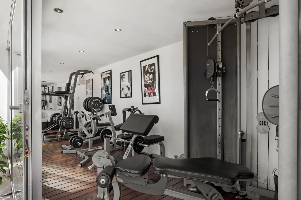 26-c684a62c9f160a1f90904dd925da0645