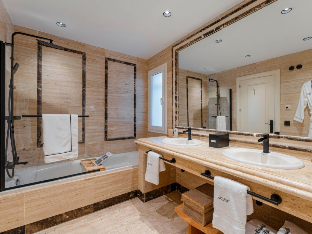 Montebello Hills, Sierra Blanca (2)