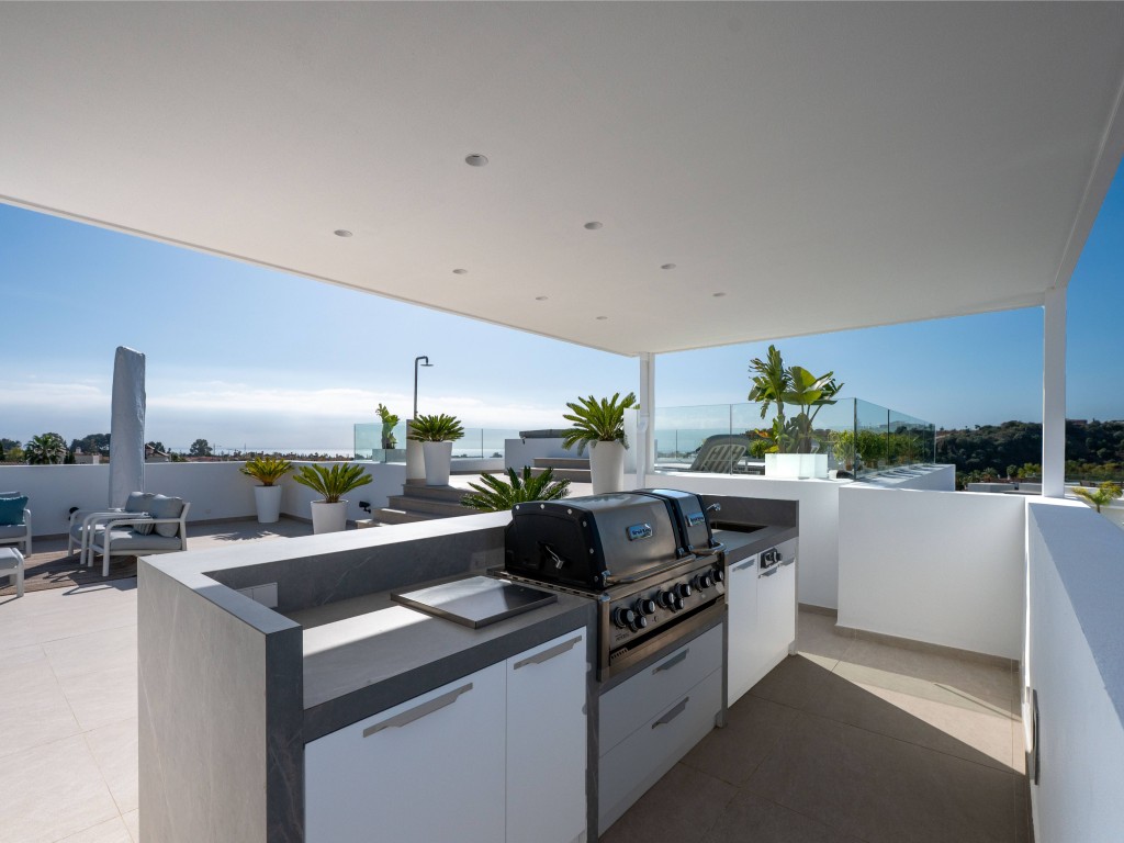 Contemporary Villa 1  La Resina (13)