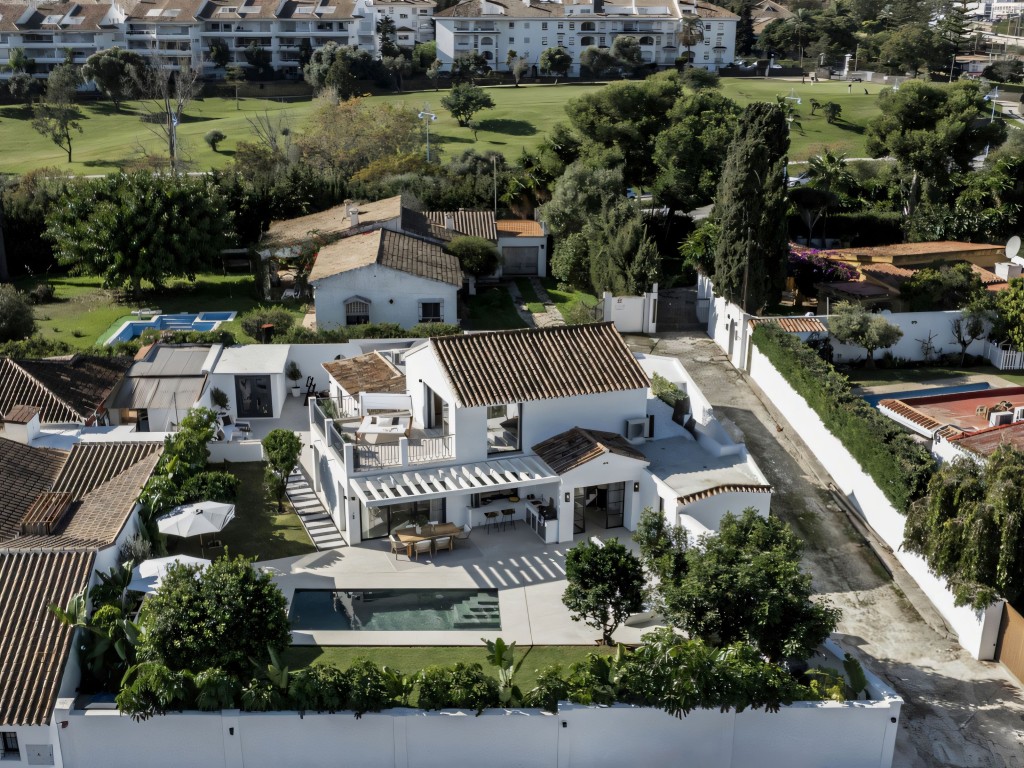 San Pedro beachside villa (17)