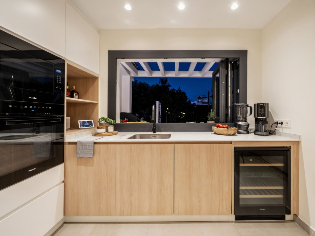 San Pedro beachside villa (6)