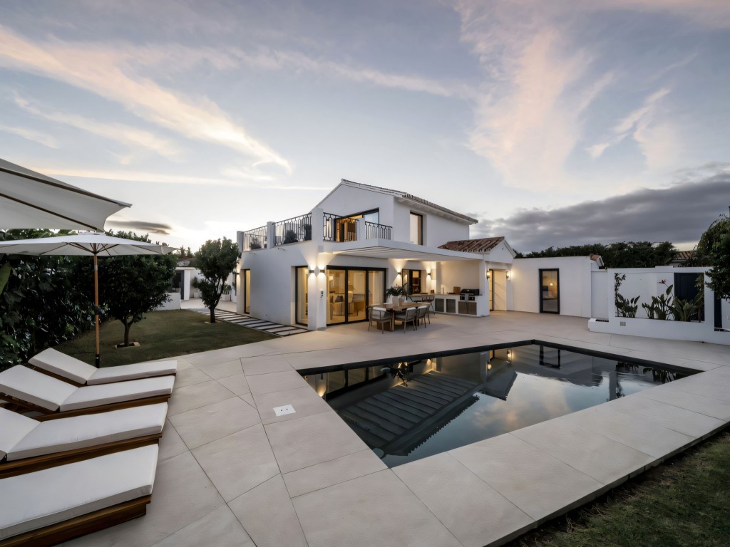 San Pedro beachside villa (19)