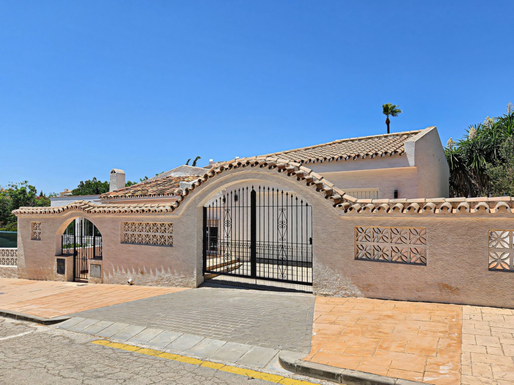 Riviera del Sol Villa for sale (7)